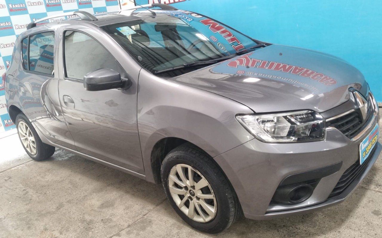 Renault Sandero Zen Flex 1.0 12V 5p Mec. na cor Cinza no Porto Alegre / RS - 773107